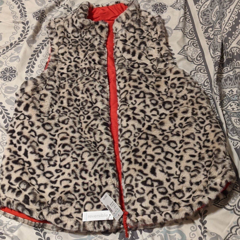 Nwt reversible cheetah vest